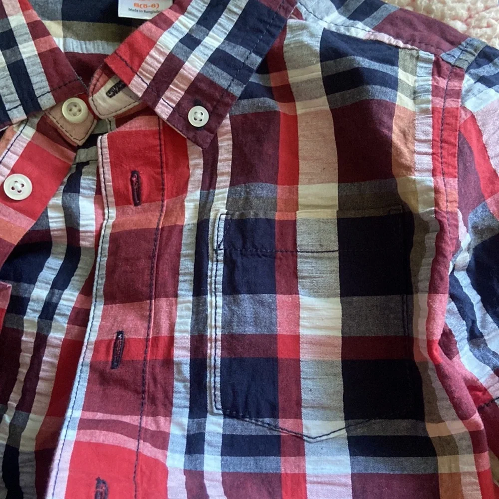 Boys short sleeve plaid button up from Gymboree!!